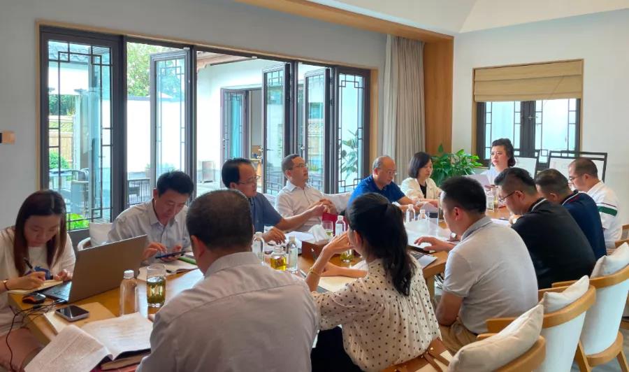 思想破冰促行動突圍 立志奮進筑嶄新華安 ——公司領導班子帶頭開展思想解放大討論